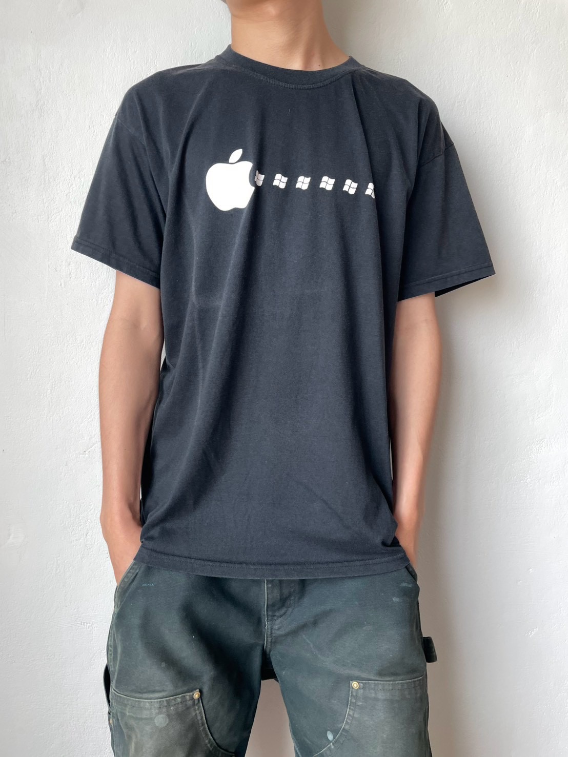 Apple parody Microsoft (feellike Pacman)