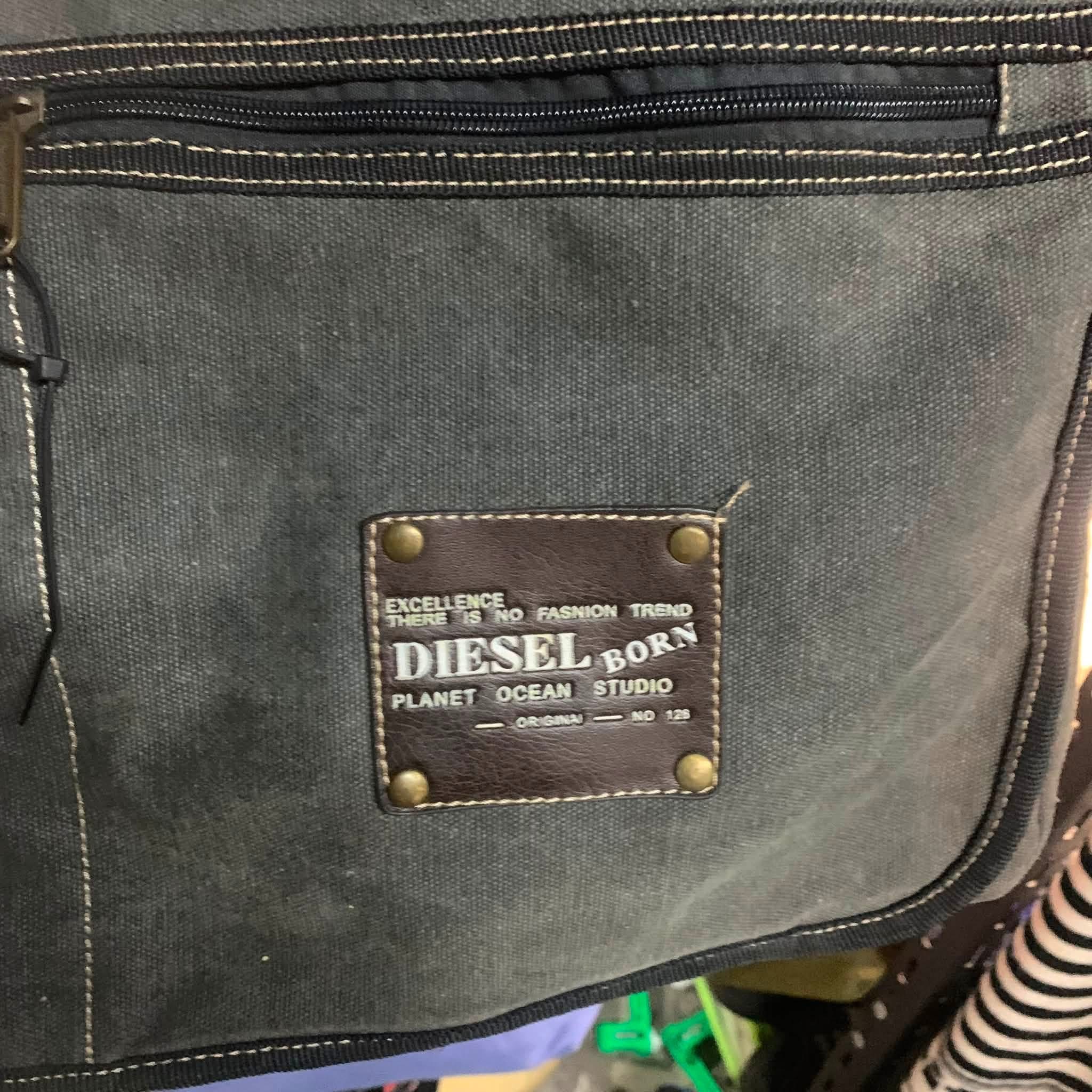Diesel canvas